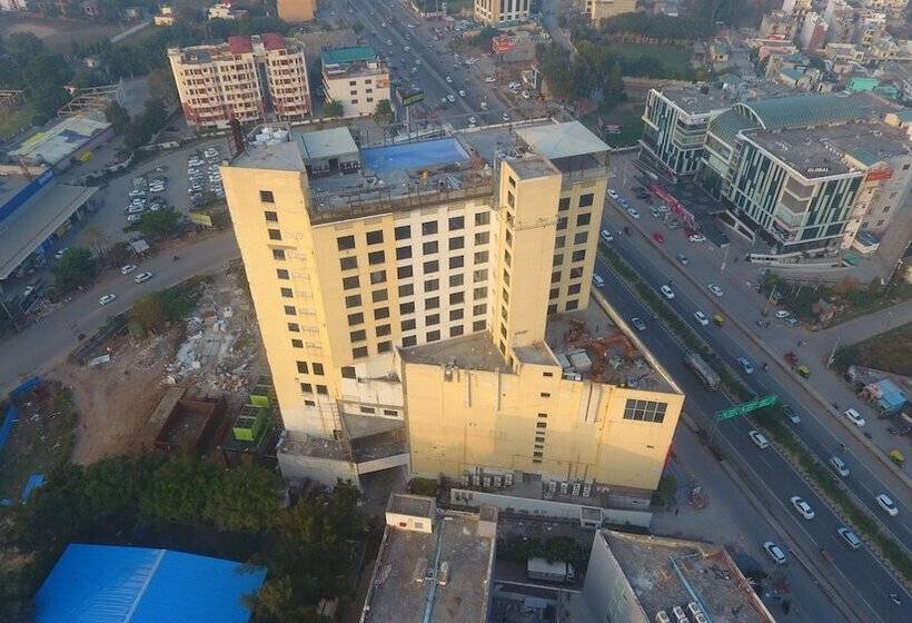 هتل Holiday Inn Chandigarh Zirakpur, An Ihg