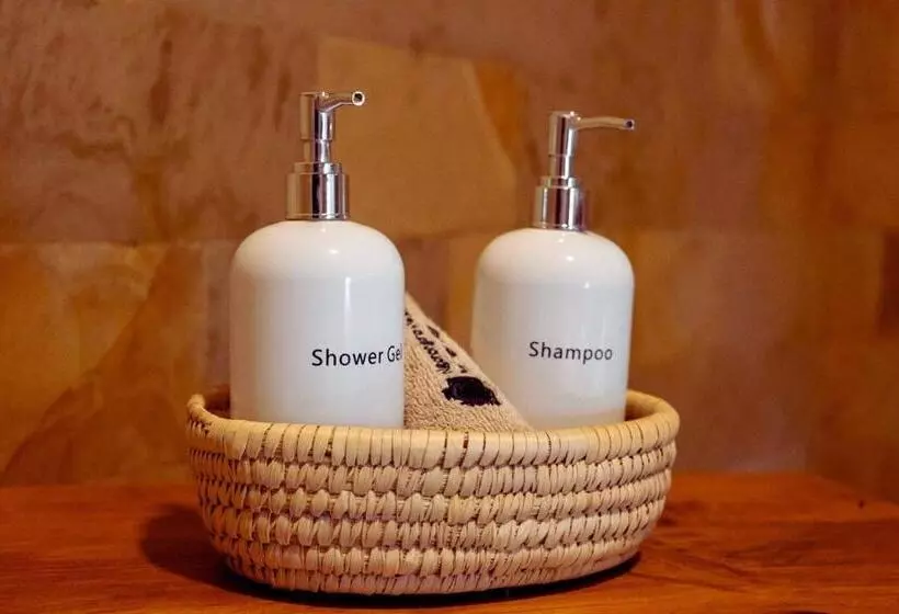 هتل Ngorongoro Marera Mountain View Lodge