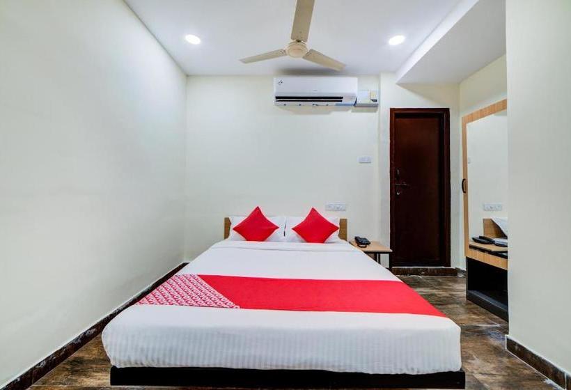 ホテル Flagship Malkajgiri