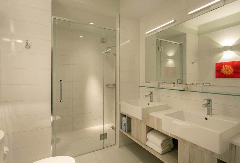 هتل Palacio Provincial San Juan, Curio Collection By Hilton