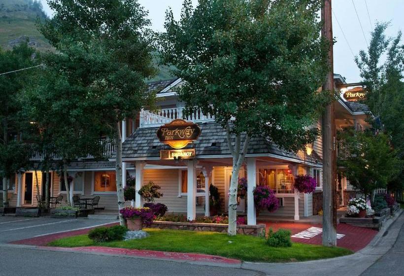 בית מלון כפרי Parkway Inn Of Jackson Hole