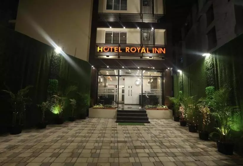 هتل Fab Royal Inn
