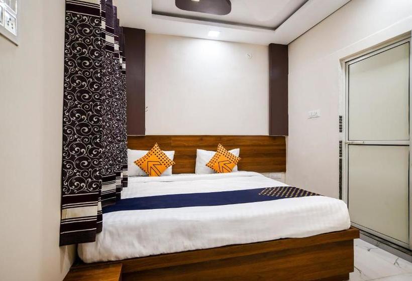 Hotel Spot On 76943  Radhika