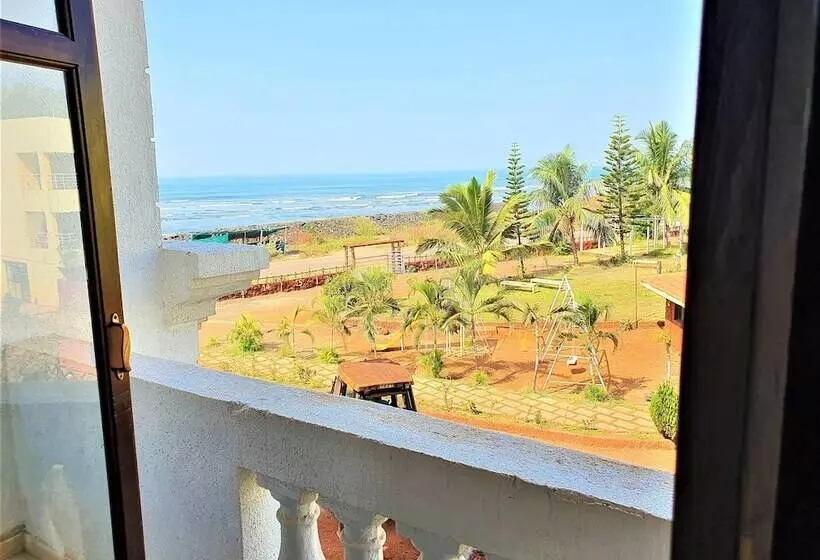 Hotelli Vits Excellensea Karde Beach