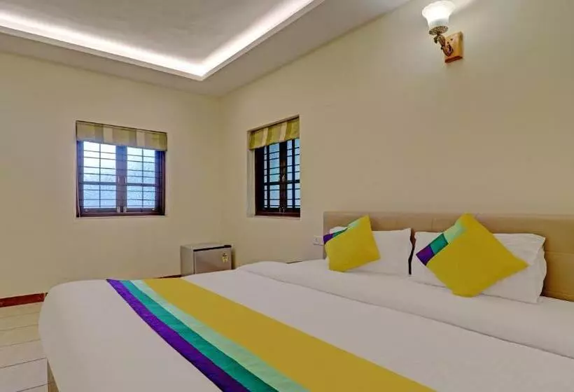 Itsy Hotels Vailankanni Natures Inn