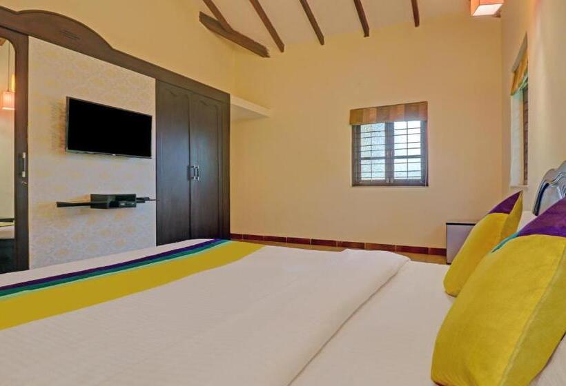 Itsy Hotels Vailankanni Natures Inn