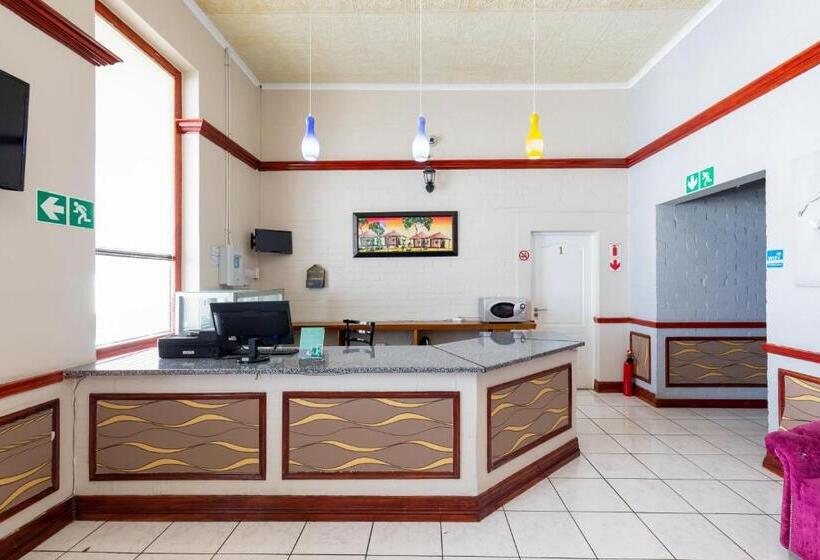 بنسيون Cape Palm Royal Guest House