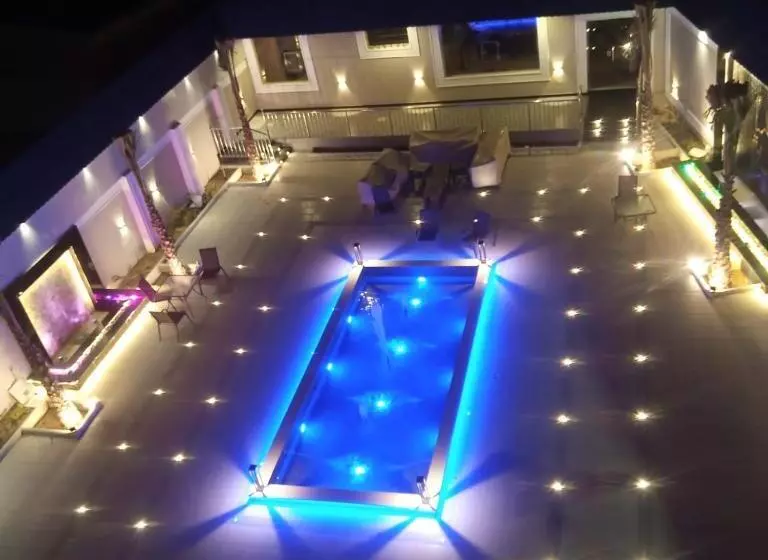 ليالي العاذرية للوحدات السكنية