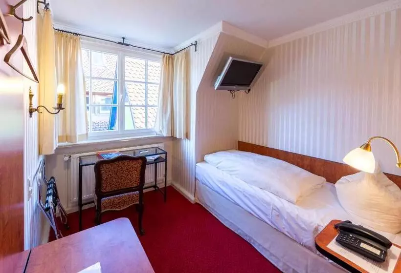 Gästehaus Plönlein   Hotel Goldener Hirsch Rothenburg