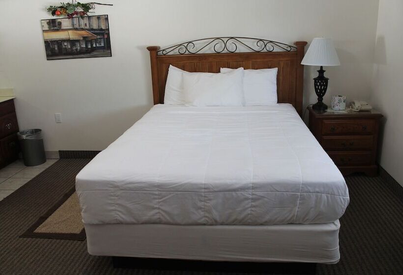 Отель American Host Inn