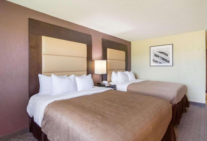 ホテル Clarion Inn