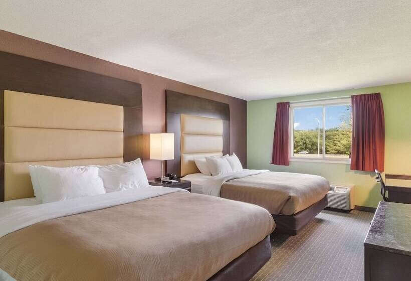 ホテル Clarion Inn