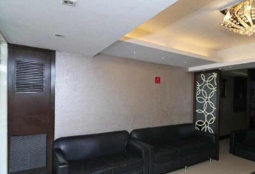 Hotel Fab Red Leaf Mall Road Mussoorie