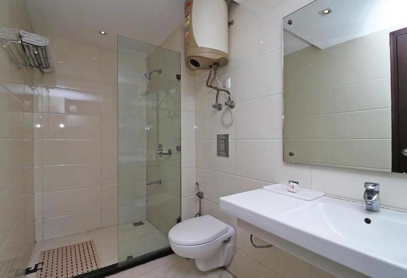 Hotel Fab Red Leaf Mall Road Mussoorie