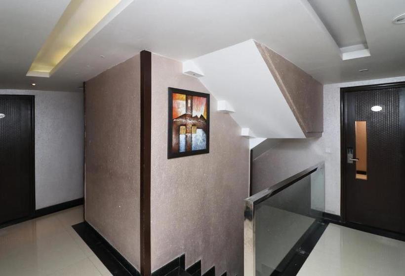 Hotel Fab Red Leaf Mall Road Mussoorie