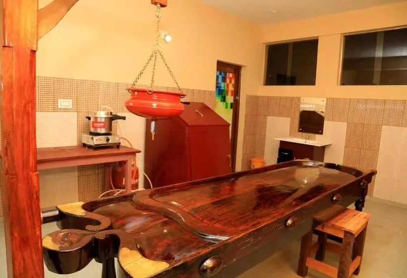 Hotelli Gooseberry Family Retreats   Wayanad By Karapuzha Resorts