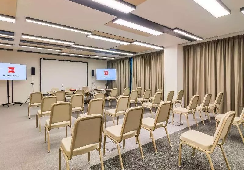 ホテル Ibis Timisoara City Center