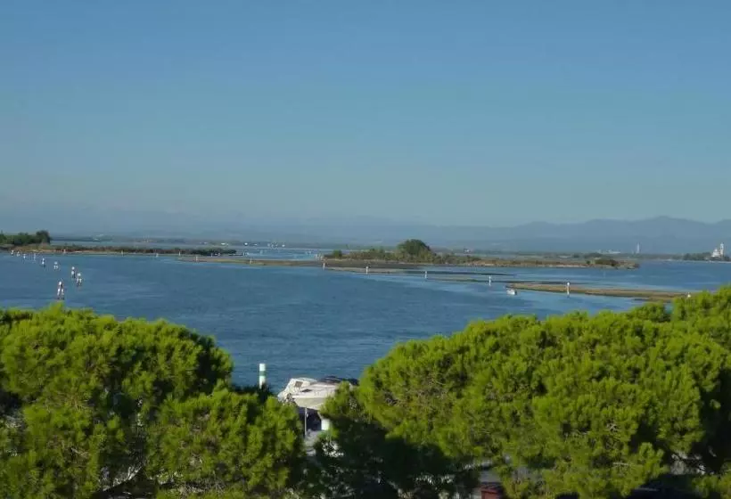 ホテル Meublè Tripoli