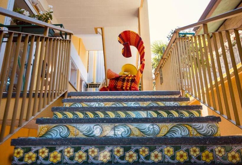 בית מלון כפרי Meublè Tripoli