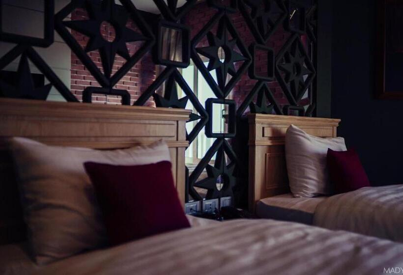 هتل Miramar Boutique