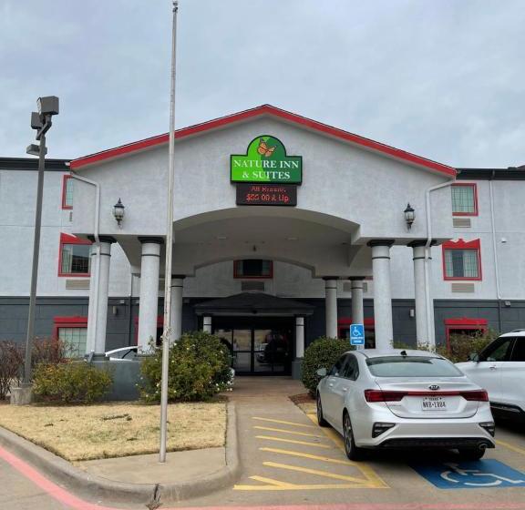 فندق Nature Inn & Suites