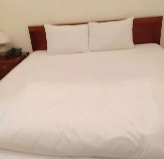 هتل Nhà Nghỉ Linh Quân