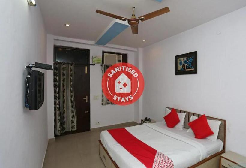 Hotel Oyo 37817 Paradise