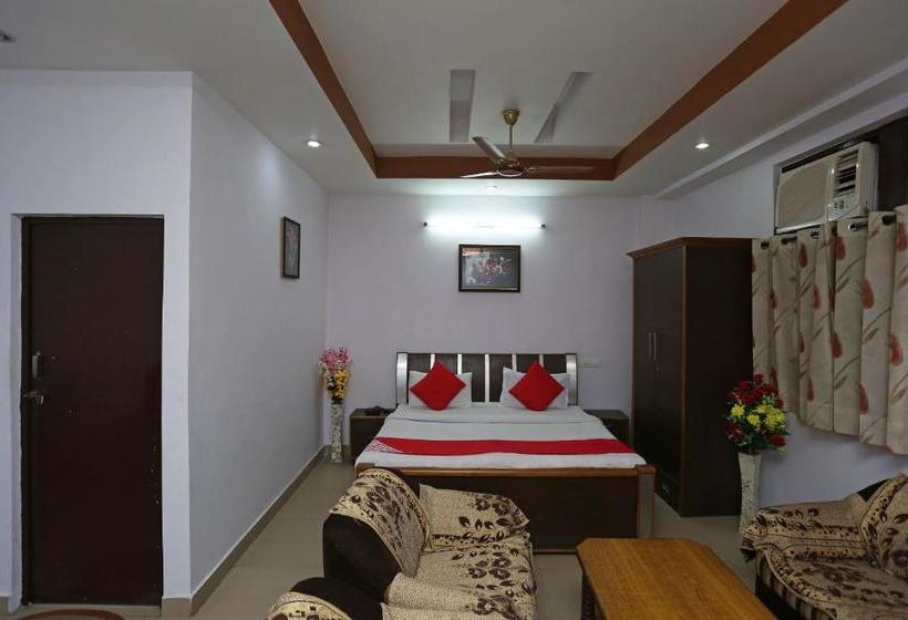 Hotel Oyo 37817 Paradise