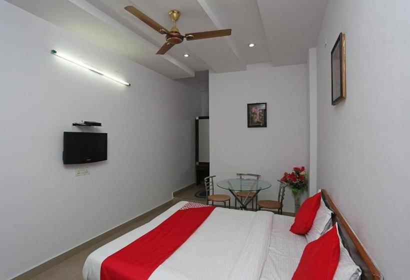 Hotel Oyo 37817 Paradise