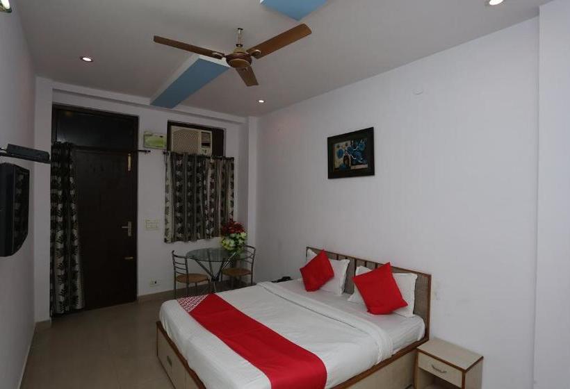 Hotel Oyo 37817 Paradise