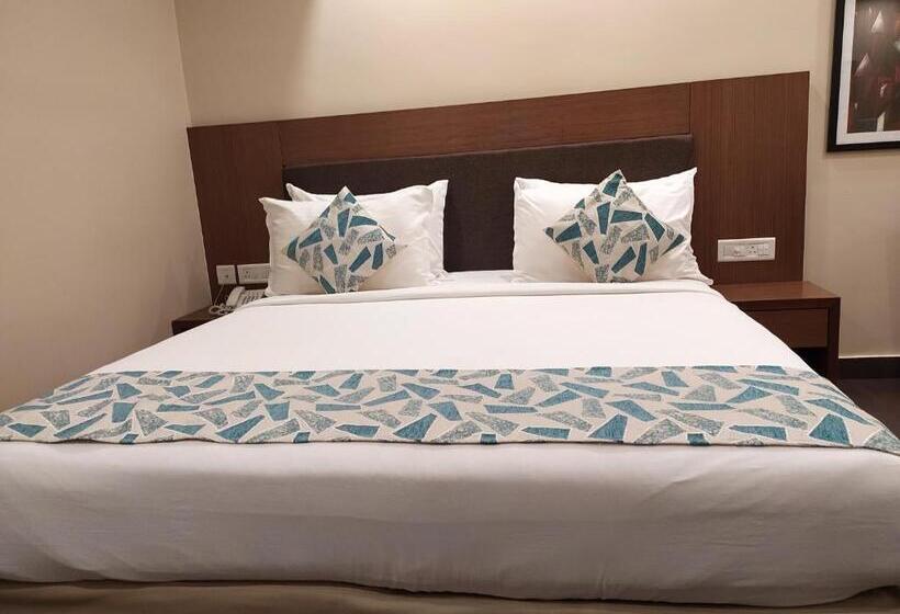 Отель Park Residency