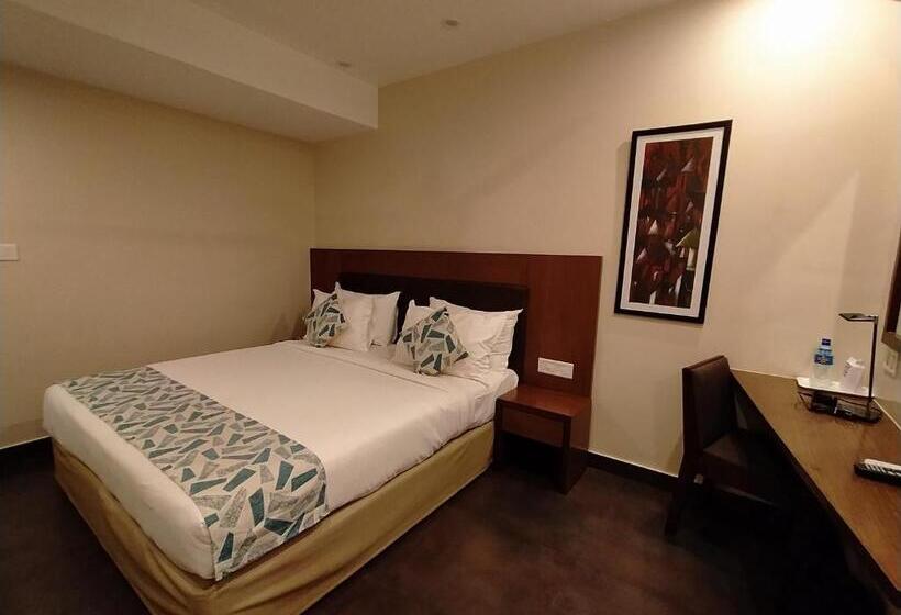 Отель Park Residency