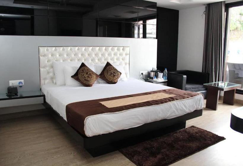 Hotel Fab Red Leaf Mall Road Mussoorie