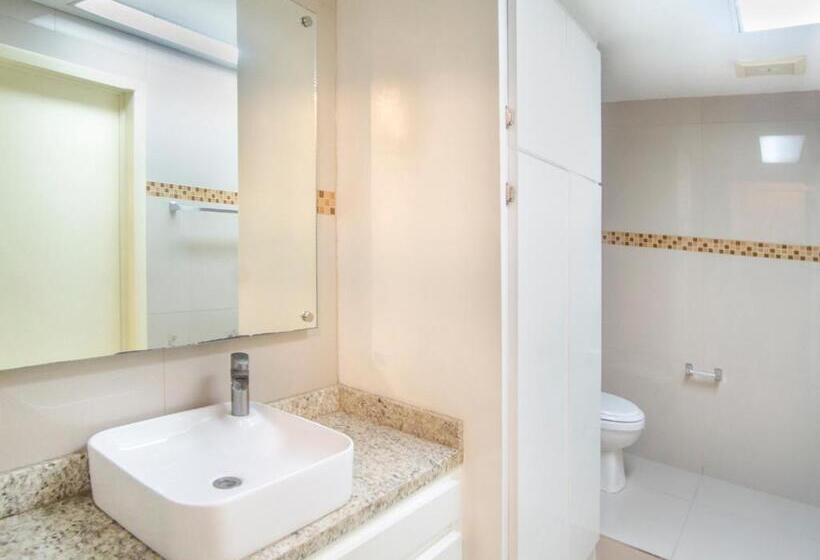 בית מלון כפרי Regis