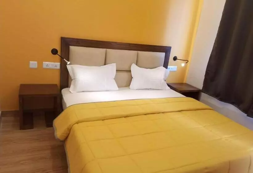 Joey S Hostel Rishikesh