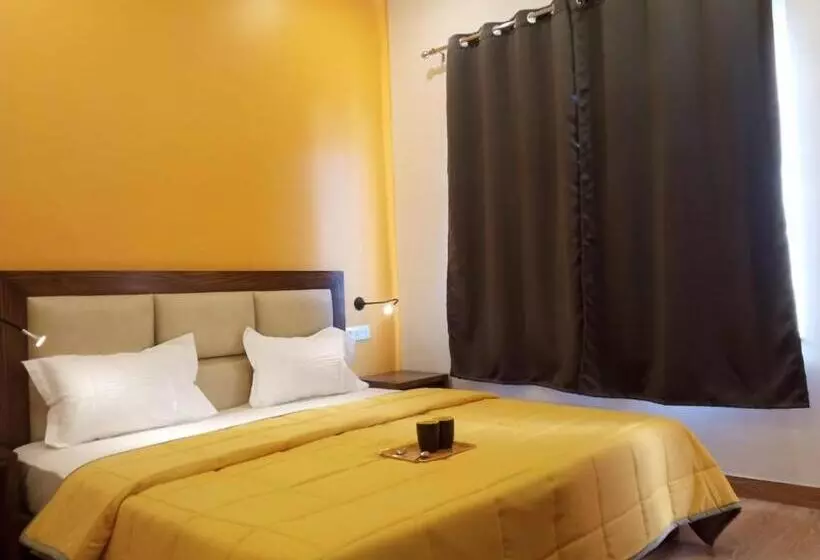 Joey S Hostel Rishikesh