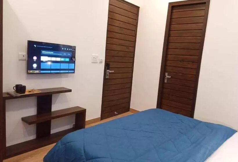 Joey S Hostel Rishikesh