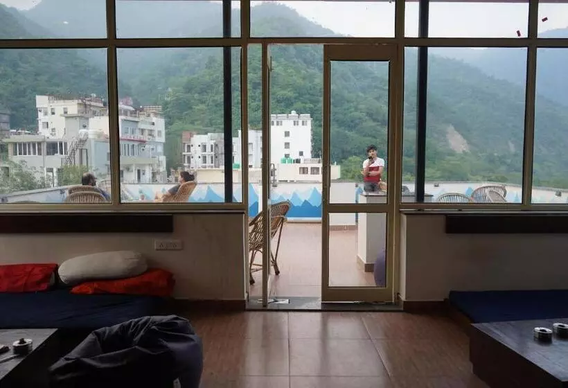 Joey S Hostel Rishikesh