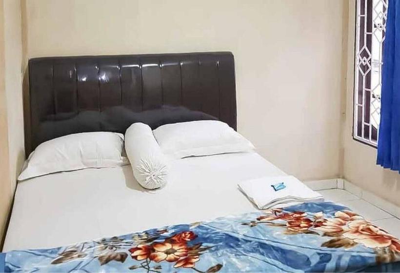 بنسيون Airangga Home Stay Syariah Berastagi Redpartner