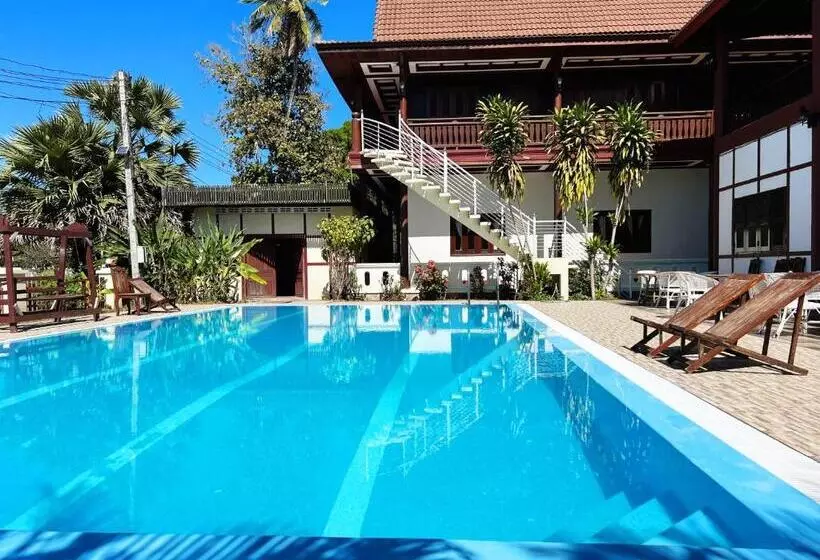 Majatalo Kongmany Colonial House