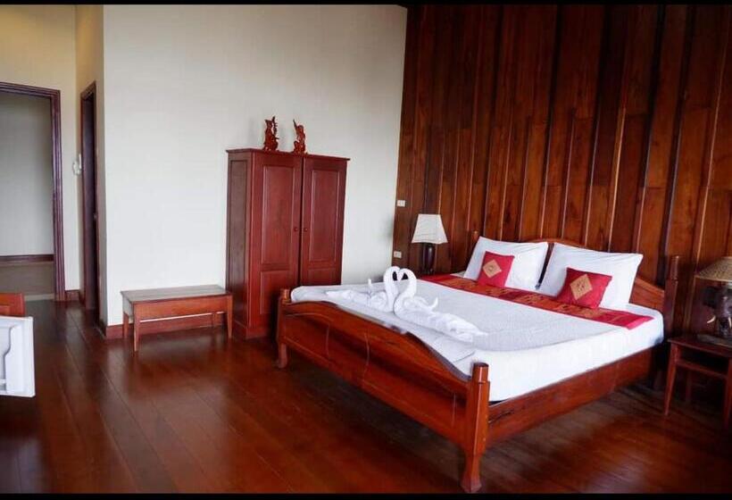 Pension Kongmany Colonial House