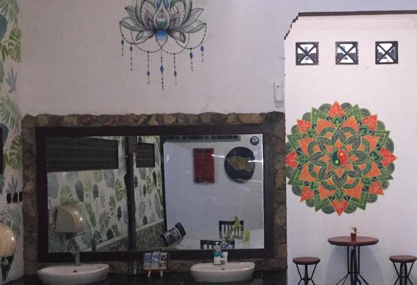 Pensió Leyeh Leyeh Hostel Karimunjawa