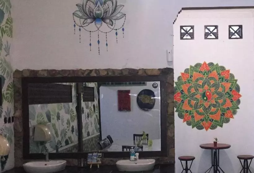 Pension Leyeh Leyeh Hostel Karimunjawa
