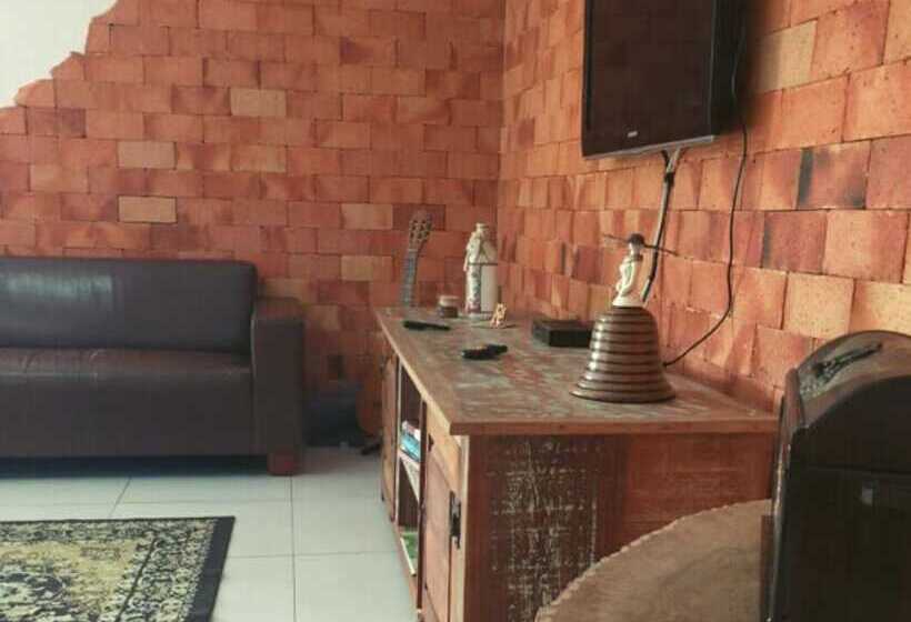 بنسيون Pousada Doce Vida