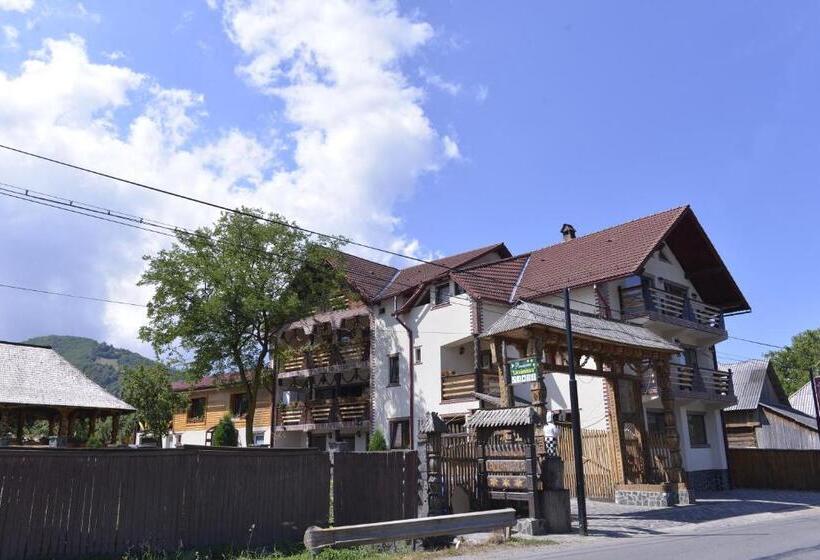 Pensiunea Lacramioara