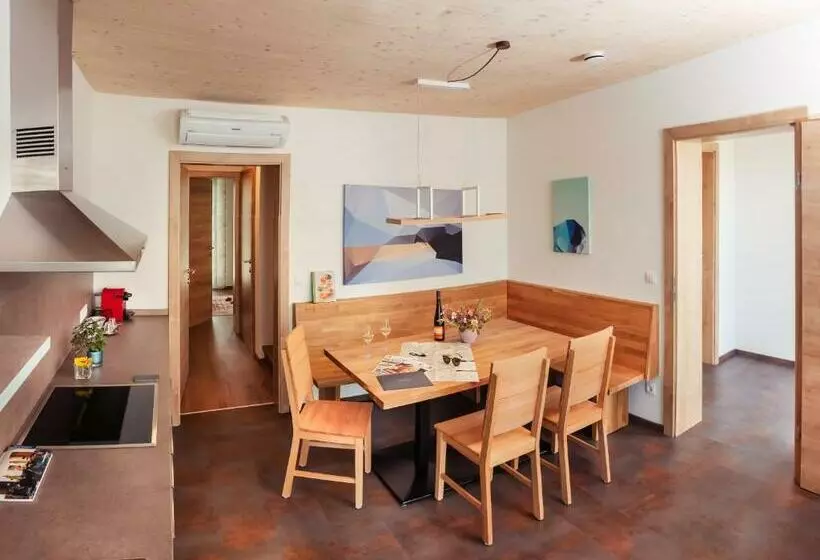 Ad Vineas Gästehaus Nikolaihof Hotel Garni