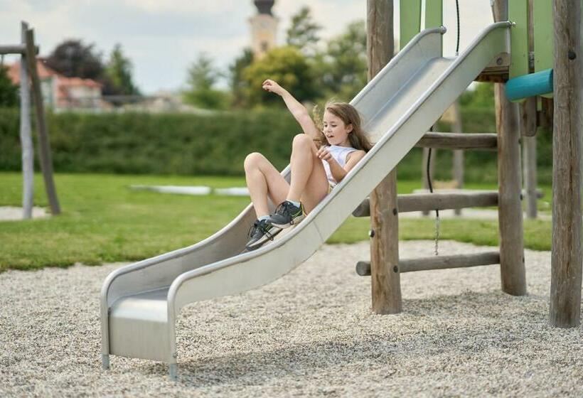 Ad Vineas Gästehaus Nikolaihof Hotel Garni