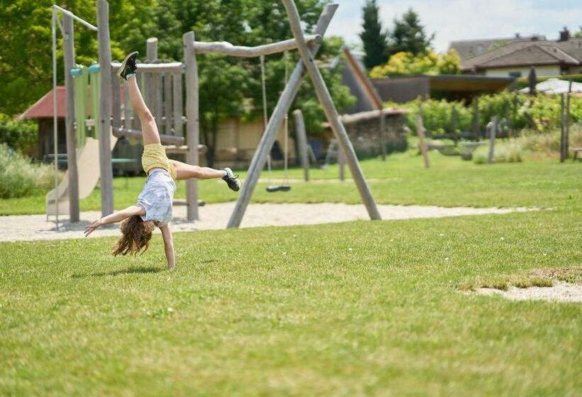 Ad Vineas Gästehaus Nikolaihof Hotel Garni