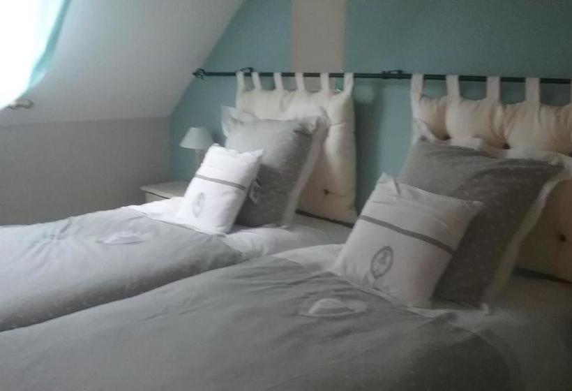 Bed and Breakfast Au Domaine De Sophie Chambres D Hôtes Crasville Manche