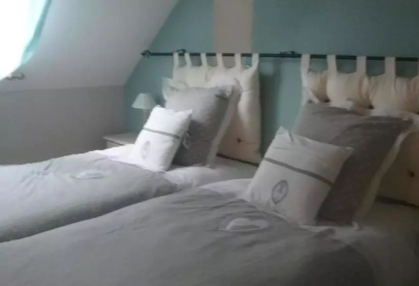 Aamiaismajoitus (B&B) Au Domaine De Sophie Chambres D Hôtes Crasville Manche